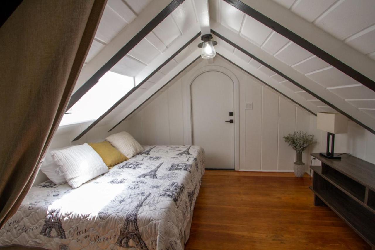 Dreamy Farmhouse In Studio City Los Angeles Exterior foto
